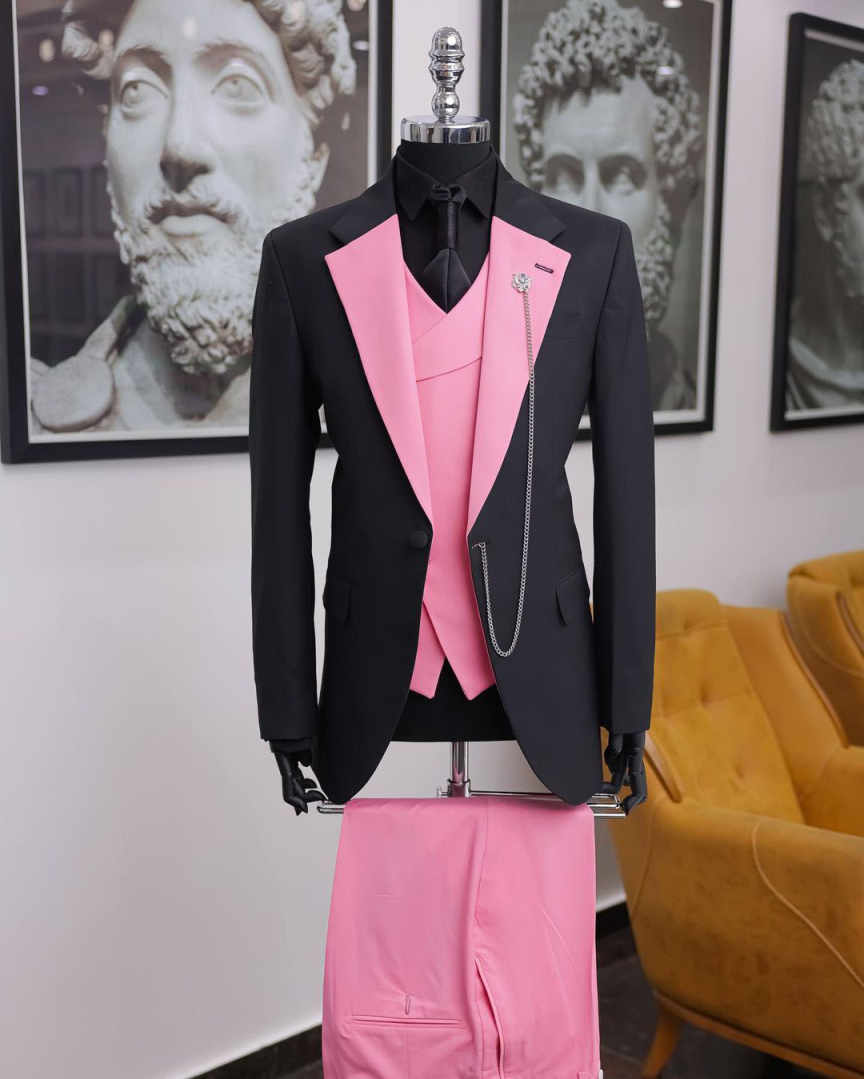 بدلة رجالية فاخرة سوداء وردية  - مراجعة Men Formal Wear Shop وسعره