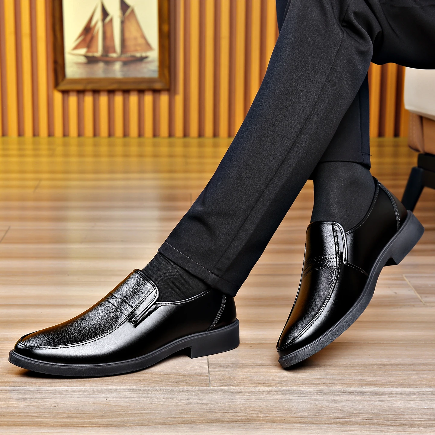 أحذية رجالية جلدية رسمية سهلة  - مراجعة Formal Men Daily Wear Shoes وسعره